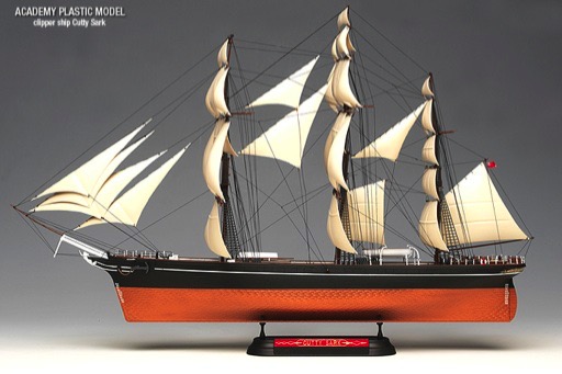 Scalehobbyist.com: Clipper Ship Cutty Sark by Academy Models