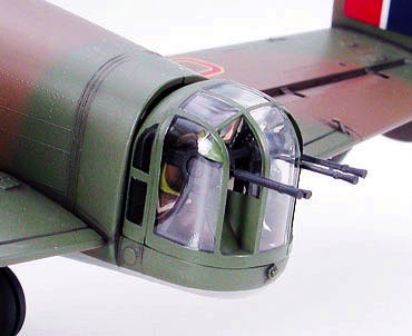 Scalehobbyist.com: Lancaster Bomber w/Turning Prop by Tamiya