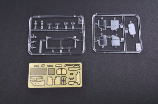 Trumpeter 2327 Soviet UAZ-469 All-Terrain Vehicle in 1:35